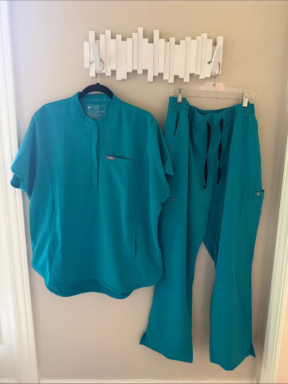 FIGS Teal Scrub Set Montex Top Dowa Straight Leg Pants Women's XXL